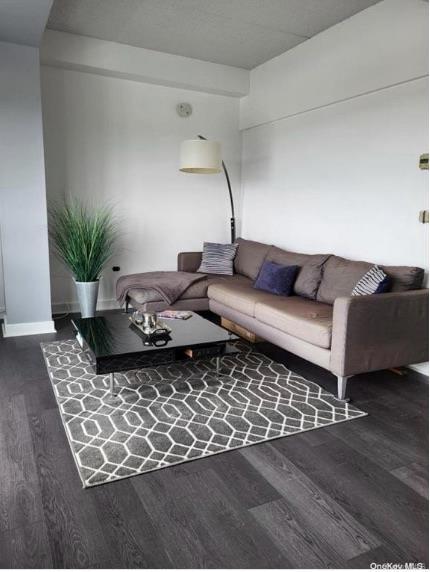 property at 1 Landmark Sq
