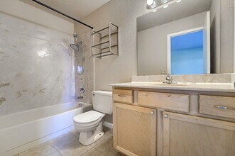3725 Birchwood Dr in Boulder, CO - Building Photo - Building Photo
