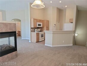 8728 Tom Noon Ave in Las Vegas, NV - Building Photo - Building Photo