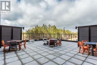 1291 Gordon St in Guelph, ON - Building Photo - Building Photo