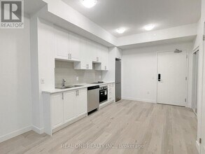 461 Green Rd in Hamilton, ON - Building Photo - Building Photo