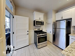 821 14th St in Sacramento, CA - Building Photo - Building Photo