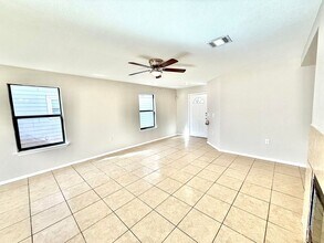 6721 Walkup Ln in Austin, TX - Building Photo - Building Photo