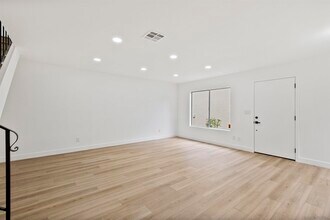 11022 Via Asti in San Diego, CA - Building Photo - Building Photo