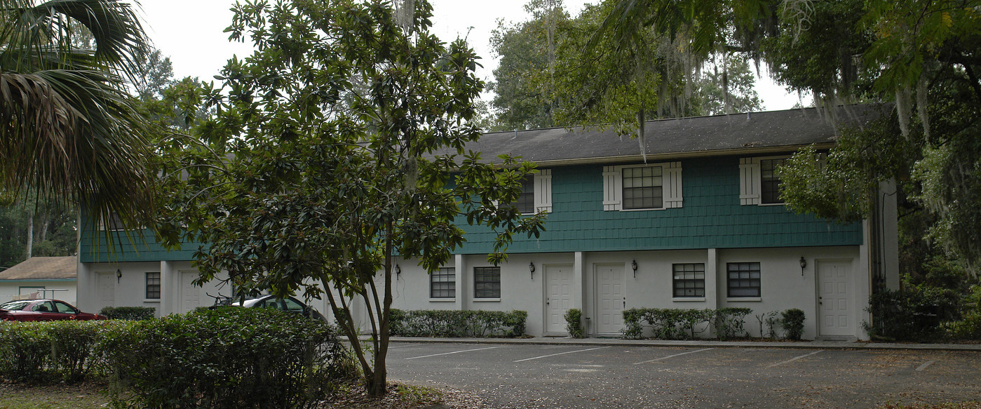 301 NW 13th Ave in Gainesville, FL - Foto de edificio