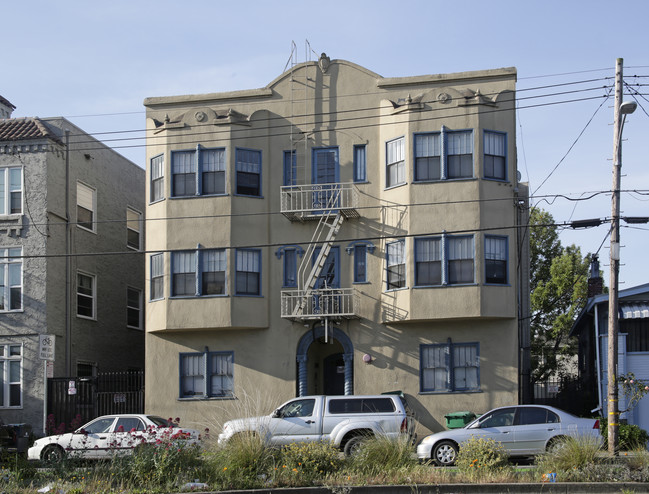 721 40th St in Oakland, CA - Building Photo - Building Photo