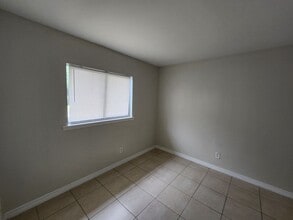 5013-5015 Locke Ln in Lehigh Acres, FL - Building Photo - Building Photo