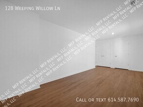128 Weeping Willow Ln in Reynoldsburg, OH - Building Photo - Building Photo