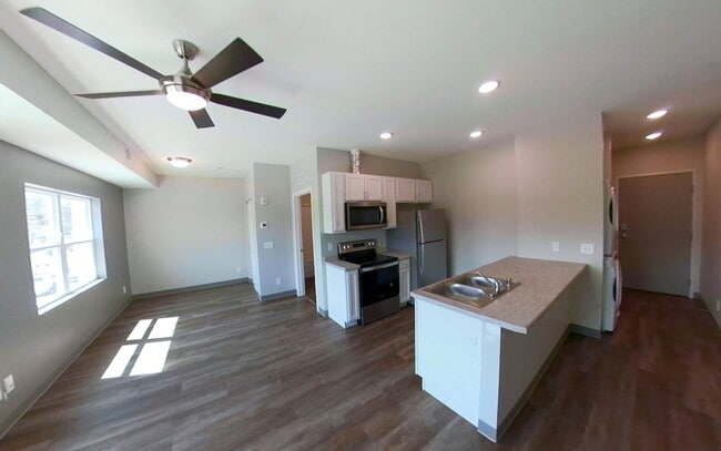 Hillside Apartments in Faribault, MN - Building Photo - Building Photo