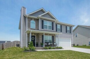 3113 Dominion Dr in Maryville, TN - Building Photo