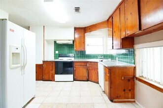 4034 Osby Dr in Houston, TX - Building Photo - Building Photo