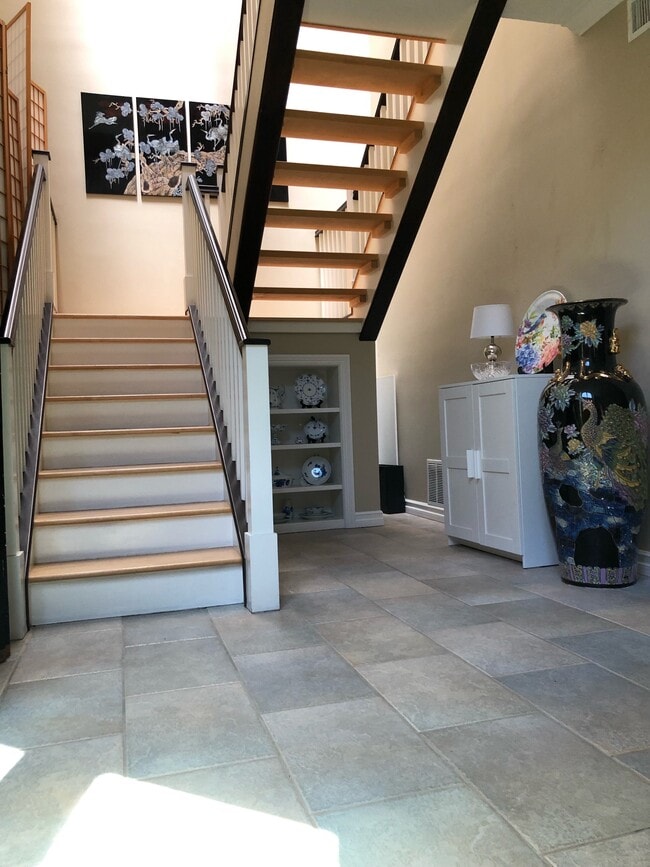 1 Beech Tree Ln in Irvine, CA - Building Photo - Building Photo