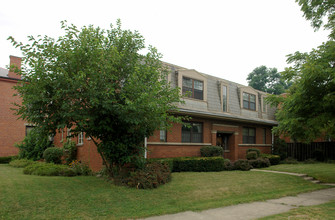 10-20 E Deshler Ave in Columbus, OH - Building Photo - Building Photo