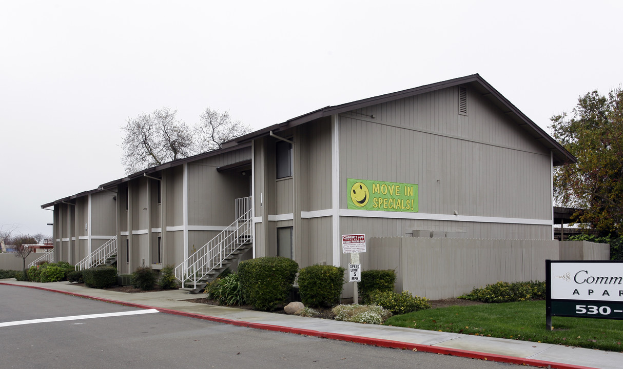 Community Lane in Woodland, CA - Building Photo