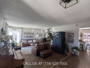 3230 Breckenridge Dr W in Colorado Springs, CO - Building Photo - Building Photo