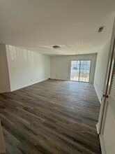 208 Heather Croft in Egg Harbor Township, NJ - Building Photo - Building Photo