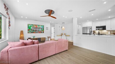 4712 Mi Casa Ct in Ft. Myers, FL - Building Photo - Building Photo