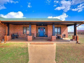 344750 830 Rd in Agra, OK - Building Photo - Building Photo