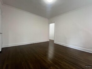 71 W 12th St in New York, NY - Building Photo - Building Photo