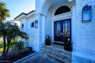 494 Seagull Ave in Naples, FL - Building Photo - Building Photo