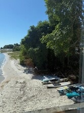 352 Pequot Ave in New London, CT - Building Photo - Building Photo