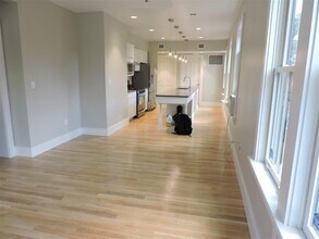 40 Bow St, Unit 3 in Cambridge, MA - Building Photo - Building Photo