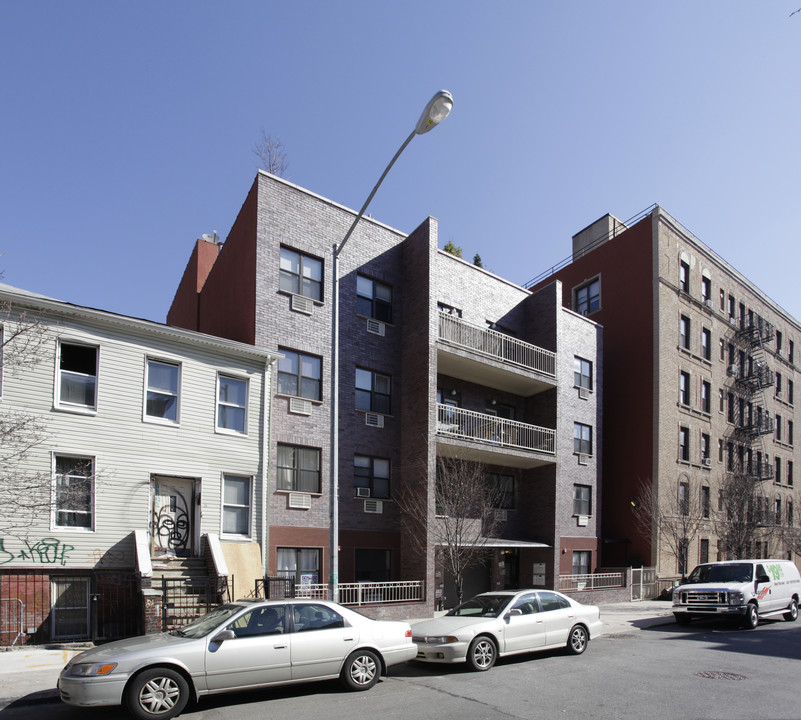 27-29 Hope St in Brooklyn, NY - Building Photo