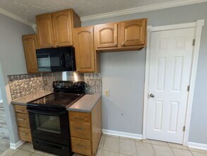 7519 Odom Rd in Silsbee, TX - Building Photo - Building Photo