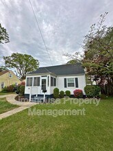 8803 Tidewater Dr in Norfolk, VA - Building Photo - Building Photo