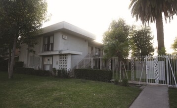 937 S Roberts St in Anaheim, CA - Building Photo - Building Photo