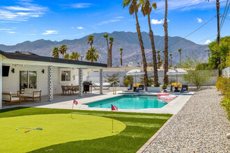 3030 E Vincentia Rd in Palm Springs, CA - Building Photo - Building Photo