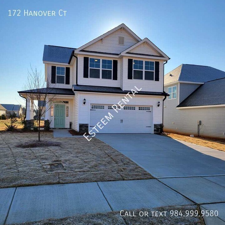 172 Hanover Ct in Clayton, NC - Building Photo