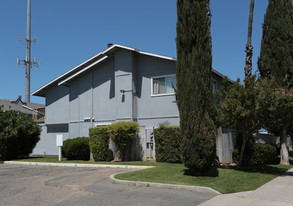 The Twelve in Fresno, CA - Building Photo