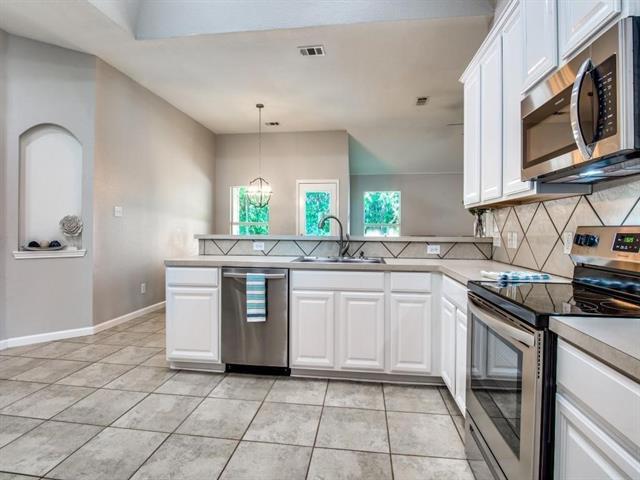 property at 832 Blue Heron Ln
