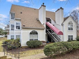 1011 Fallcrest Ct in Bowie, MD - Building Photo