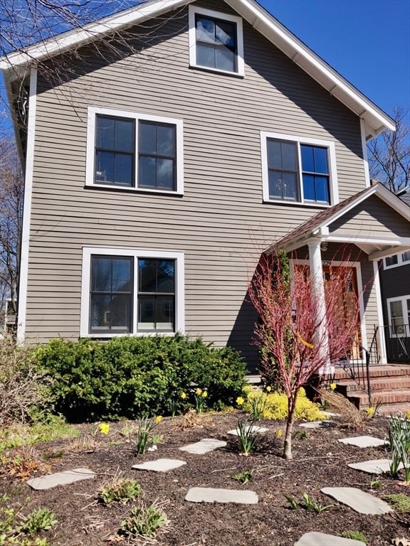 property at 229 Lakeview Ave