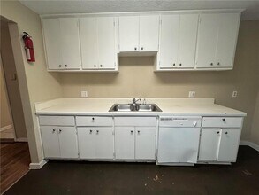 4670 Rosewood Dr in Mobile, AL - Building Photo - Building Photo