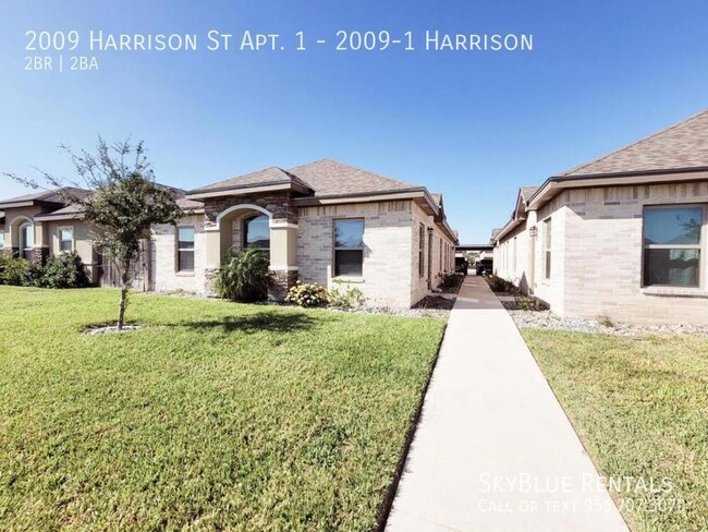 2009 Harrison St in Weslaco, TX - Building Photo - Building Photo