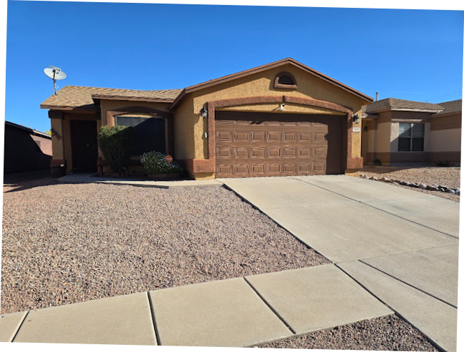 property at 7865 E Rooner Dr