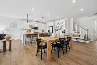 Abode at Miller Farm in Pineville, NC - Foto de edificio - Building Photo