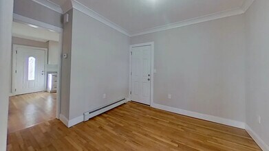 57 Hemman St, Unit 1 in Boston, MA - Foto de edificio - Building Photo