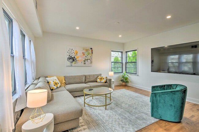 property at 1129 Augusta St