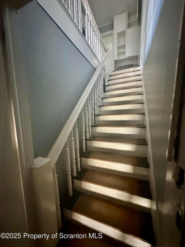 366 S River St in Wilkes-Barre, PA - Building Photo - Building Photo