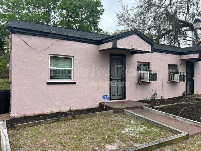 517 E 5th St in Sanford, FL - Building Photo - Building Photo