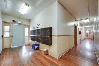 1059 Normandie Ave in Los Angeles, CA - Building Photo - Building Photo