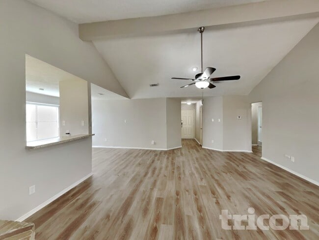 21402 Golden Dove Dr in Spring, TX - Building Photo - Building Photo