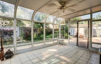 8015 Windy Creek Dr in Houston, TX - Building Photo - Building Photo