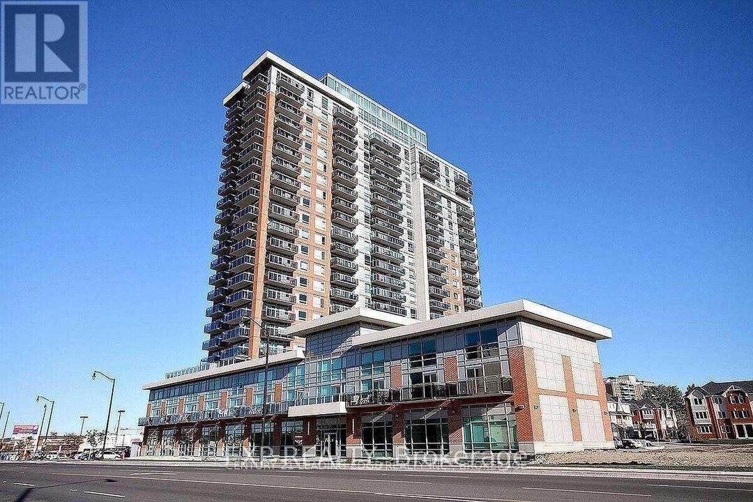 215-1215 Queen St E in Brampton, ON - Building Photo