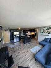 1409 N Prospect Ave in Milwaukee, WI - Building Photo - Building Photo