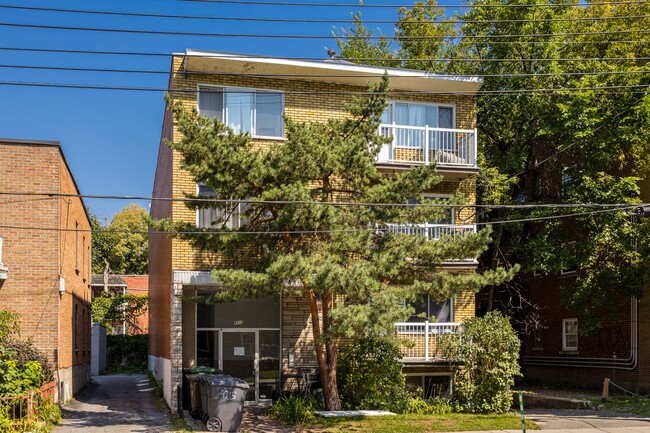 4915 Walkley Av in Montréal, QC - Building Photo - Building Photo